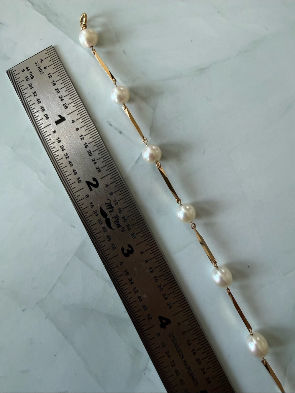 Vintage Cultured Pearls and 18k Gold Station Bracelet - Picture 3 of 3